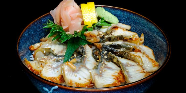 Chirashi Grilled eel - MY | Sushi & Japanese Food Delivery in Monaco, Cap-d'Ail & Beausoleil